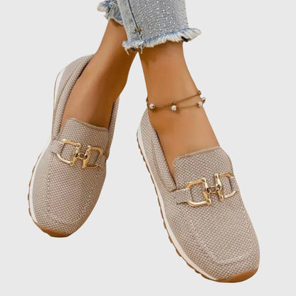CHIARA || Zapatillas deportivas tipo mocasín.