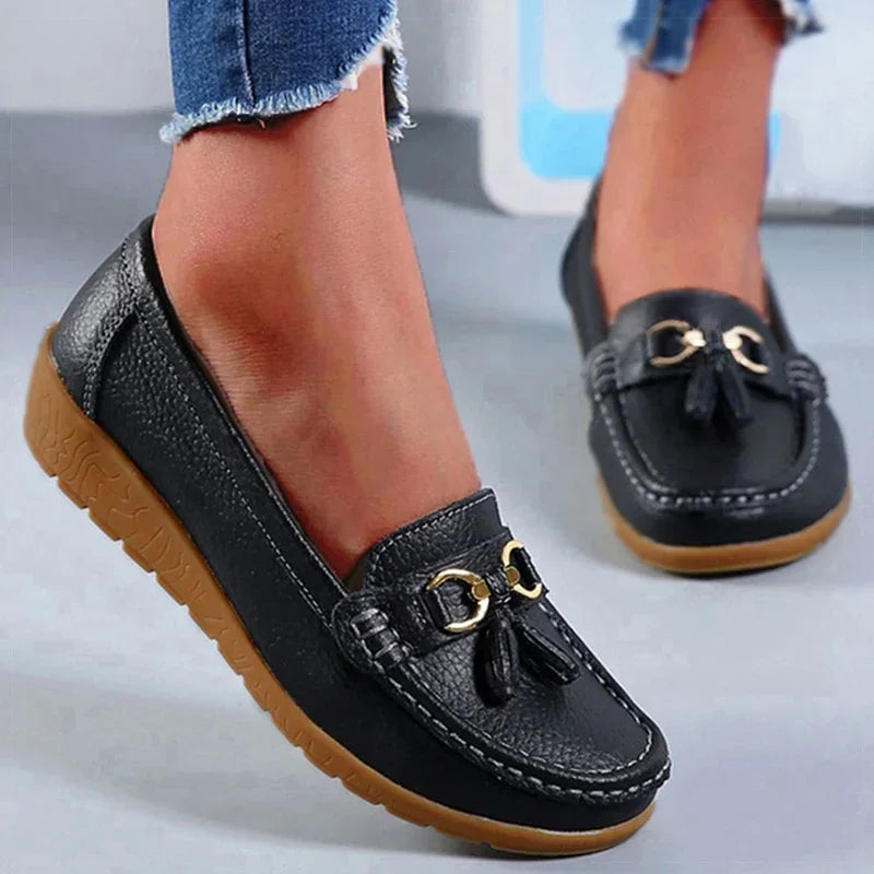 ZENDA || Mocasines cómodos con detalle dorado